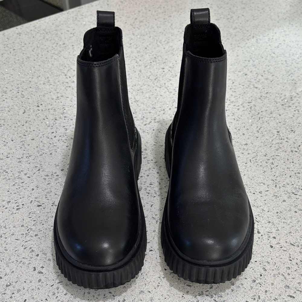 Timberland Black Rugged Sole